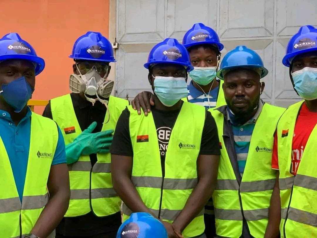 Vamos mudar Cabinda